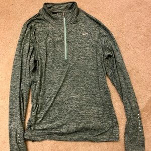Like New Nike 1/2 Zip
